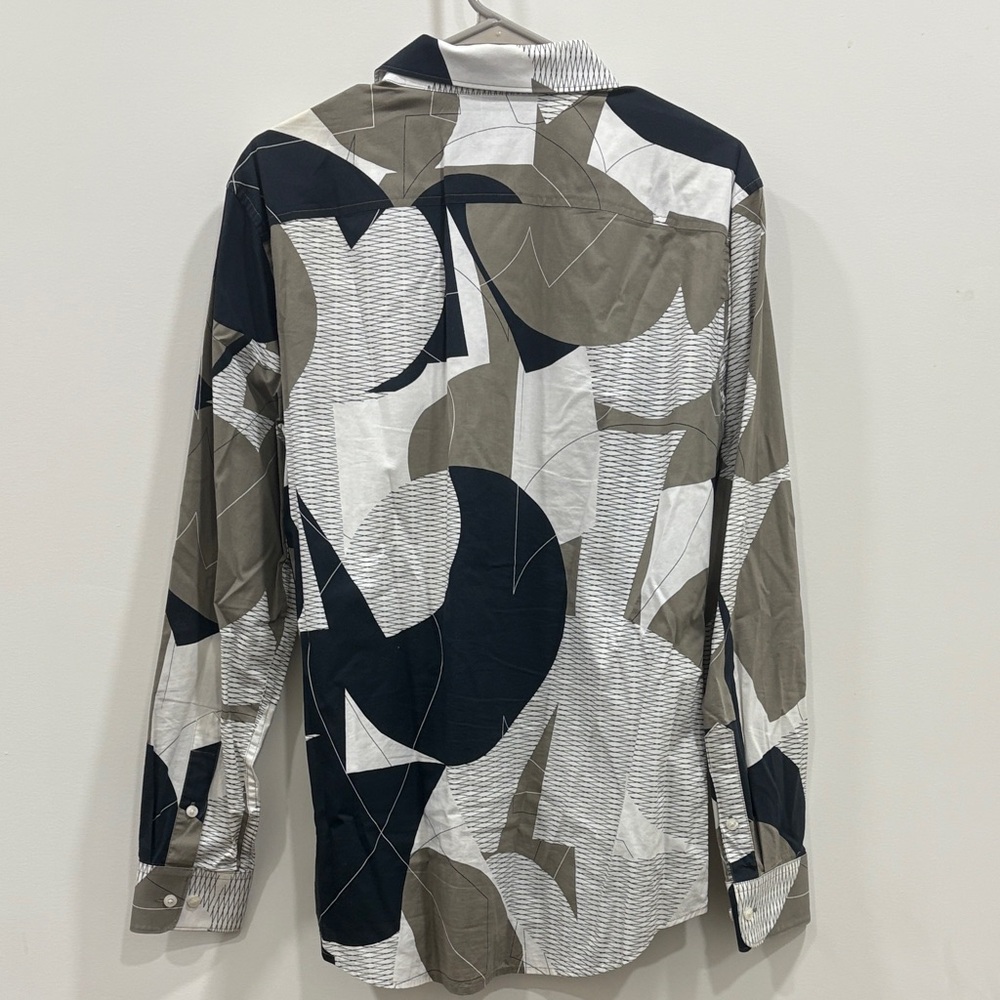 Geometric Perry Ellis Patterned Button-Up Shirt - image 4